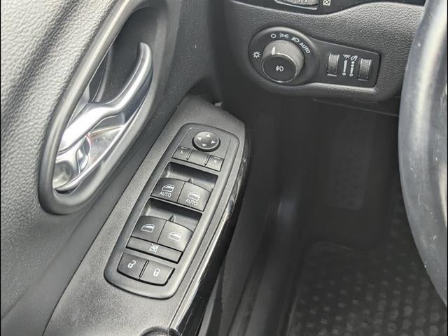 2020 Jeep Cherokee Altitude
