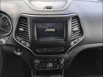 2020 Jeep Cherokee Altitude