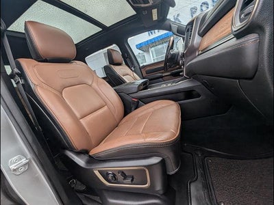 2022 RAM 1500 Limited Longhorn Crew Cab 4x4 5'7" Box