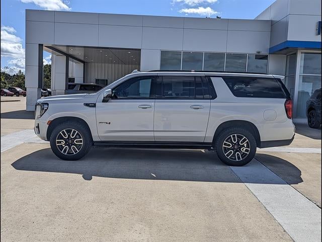 2023 GMC Yukon XL AT4