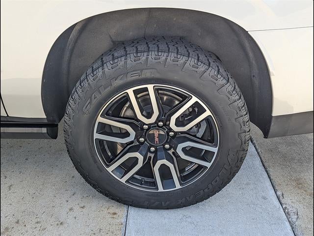 2023 GMC Yukon XL AT4