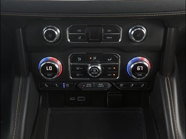 2023 GMC Yukon XL AT4