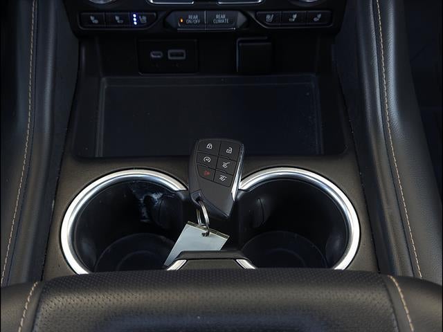 2023 GMC Yukon XL AT4
