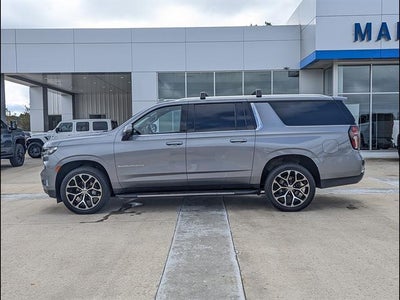 2022 Chevrolet Suburban LT