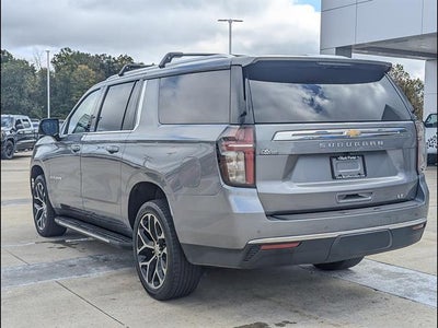 2022 Chevrolet Suburban LT