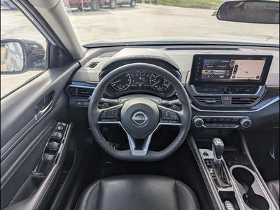2023 Nissan Altima 2.5 SR