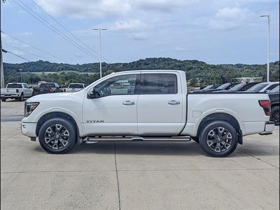 2021 Nissan TITAN Crew Cab Platinum Reserve 4x4