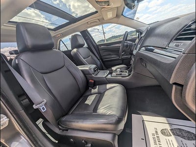 2023 Chrysler 300 Touring L