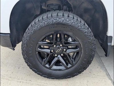 2025 Chevrolet Silverado 1500 Custom Trail Boss