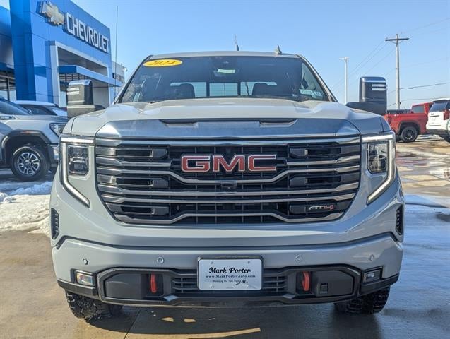 2024 GMC Sierra 1500 AT4