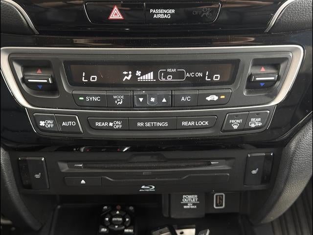 2022 Honda Pilot Touring 7-Passenger