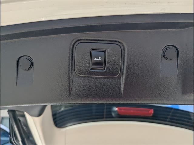 2022 Nissan Murano SL