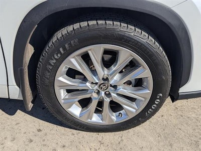 2022 Toyota Highlander Limited