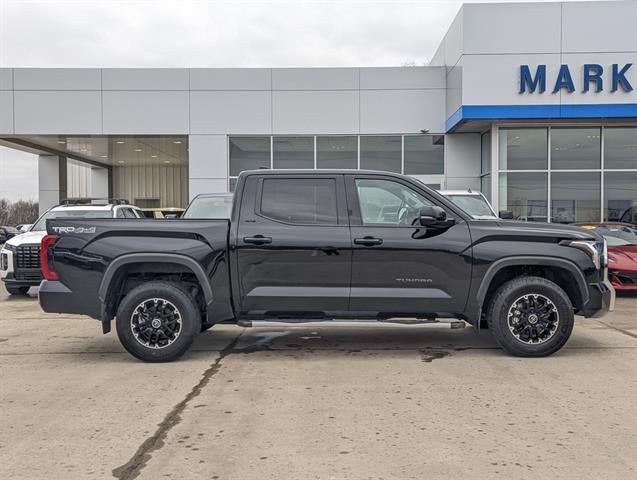 2024 Toyota Tundra 4WD SR5
