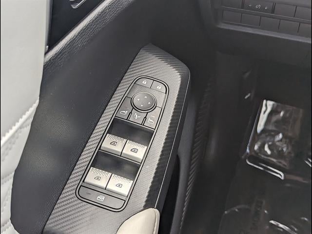 2023 Mitsubishi Outlander SEL