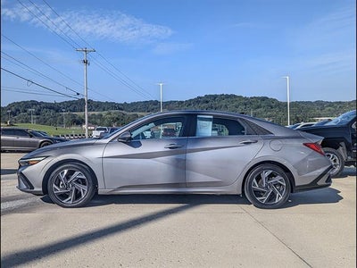 2024 Hyundai Elantra Limited