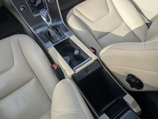 2015 Volvo XC60 T6 Premier Plus