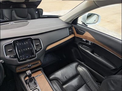 2020 Volvo XC90 Inscription