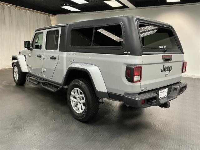 2023 Jeep Gladiator Sport S
