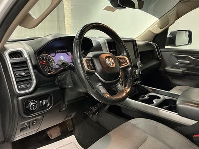2020 RAM 1500 Big Horn Crew Cab 4x4 5'7" Box