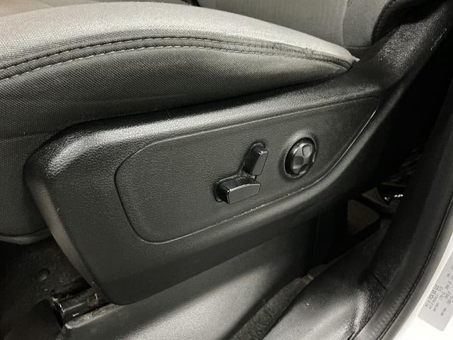 2020 RAM 1500 Big Horn Crew Cab 4x4 5'7" Box