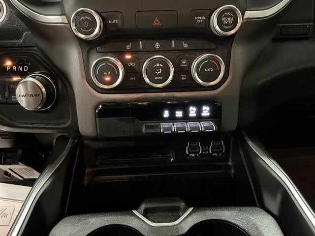 2020 RAM 1500 Big Horn Crew Cab 4x4 5'7" Box