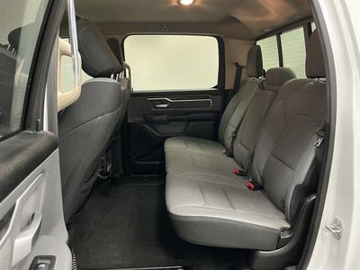 2020 RAM 1500 Big Horn Crew Cab 4x4 5'7" Box