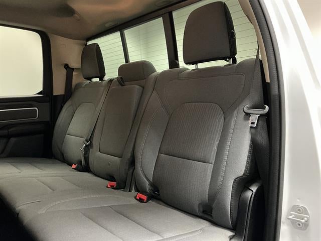 2020 RAM 1500 Big Horn Crew Cab 4x4 5'7" Box