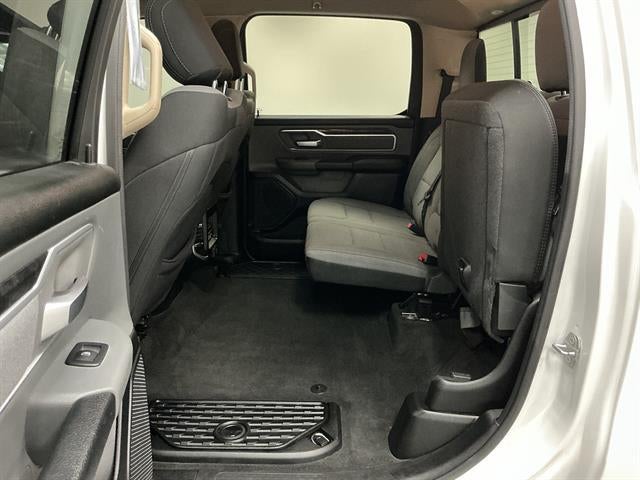 2020 RAM 1500 Big Horn Crew Cab 4x4 5'7" Box