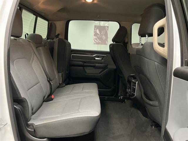 2020 RAM 1500 Big Horn Crew Cab 4x4 5'7" Box