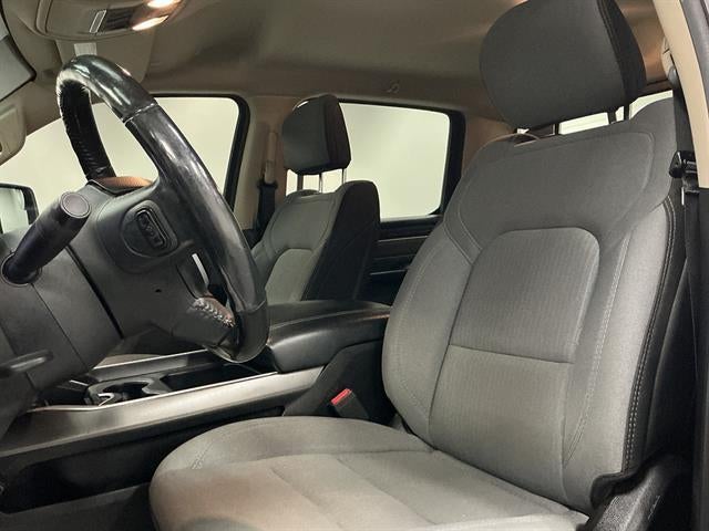 2020 RAM 1500 Big Horn Crew Cab 4x4 5'7" Box