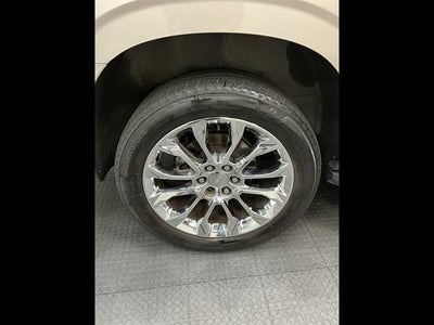 2022 GMC Yukon XL SLT