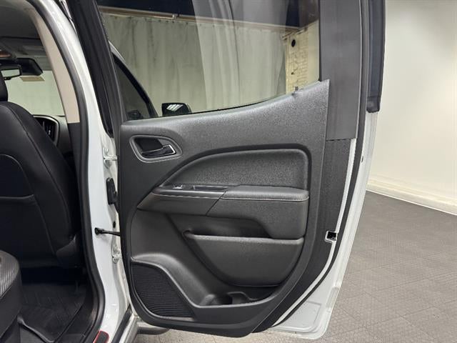 2022 GMC Canyon AT4 - Leather