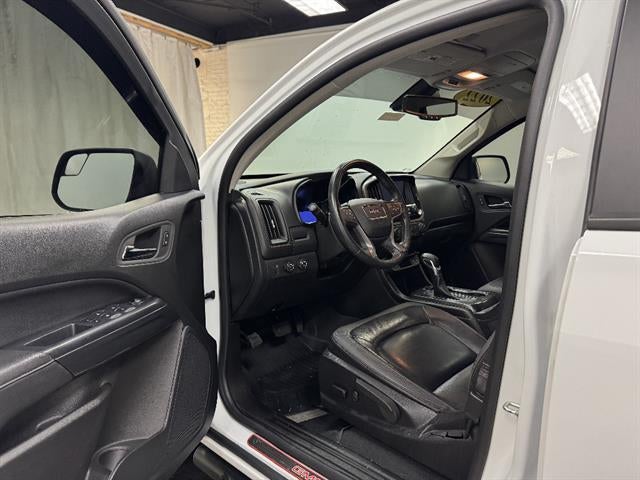 2022 GMC Canyon AT4 - Leather