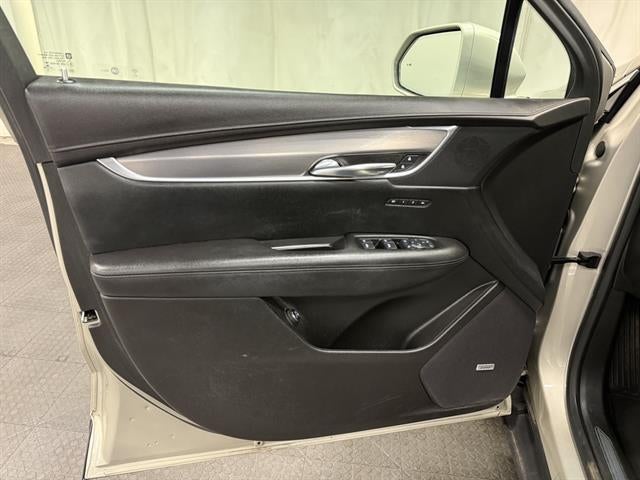 2017 Cadillac XT5 Luxury FWD