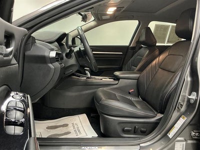 2024 Nissan Altima SR VC-Turbo FWD