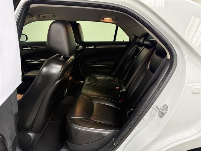 2021 Chrysler 300 Touring L