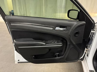 2021 Chrysler 300 Touring L