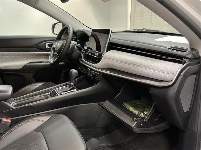 2022 Jeep Compass Latitude Lux 4x4