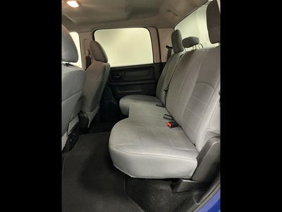 2017 RAM 2500 Tradesman Crew Cab 4x4 6'4" Box