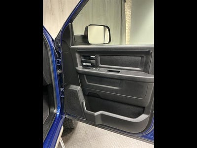 2017 RAM 2500 Tradesman Crew Cab 4x4 6'4" Box