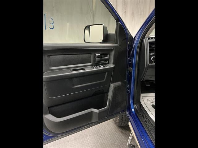 2017 RAM 2500 Tradesman Crew Cab 4x4 6'4" Box