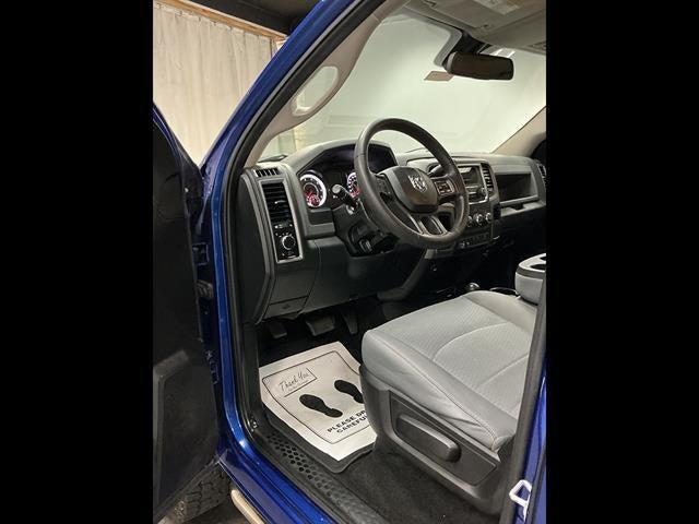 2017 RAM 2500 Tradesman Crew Cab 4x4 6'4" Box