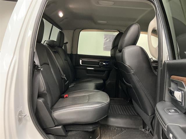 2017 RAM 2500 Laramie Crew Cab 4x4 6'4" Box