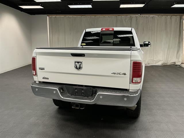 2017 RAM 2500 Laramie Crew Cab 4x4 6'4" Box