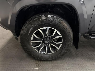 2022 Toyota Tacoma 4WD SR