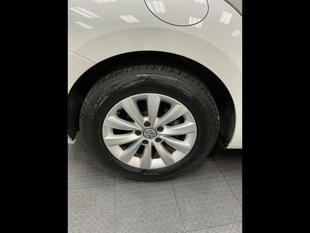 2019 Volkswagen Beetle 2.0T S