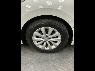 2019 Volkswagen Beetle 2.0T S