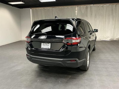 2023 Honda Pilot AWD LX