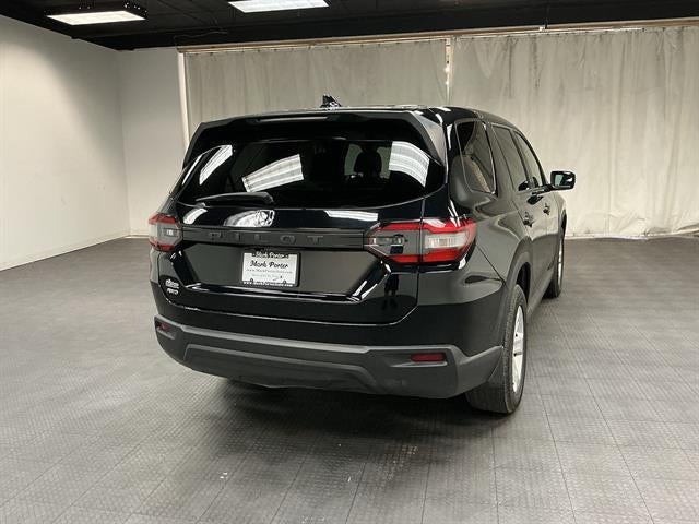 2023 Honda Pilot AWD LX